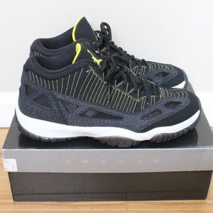 Air Jordan 11 Retro L - Blk/Wht/Yellow (Size 10.5)